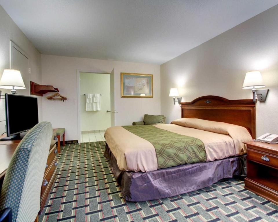 Econo Lodge Meridian Dış mekan fotoğraf