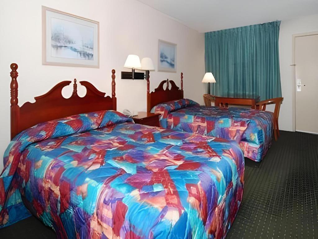 Econo Lodge Meridian Dış mekan fotoğraf