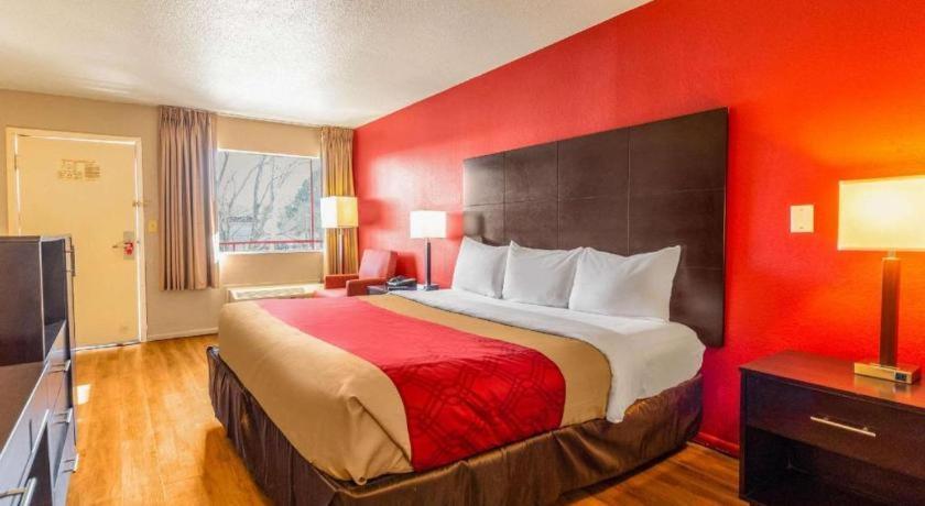 Econo Lodge Meridian Dış mekan fotoğraf